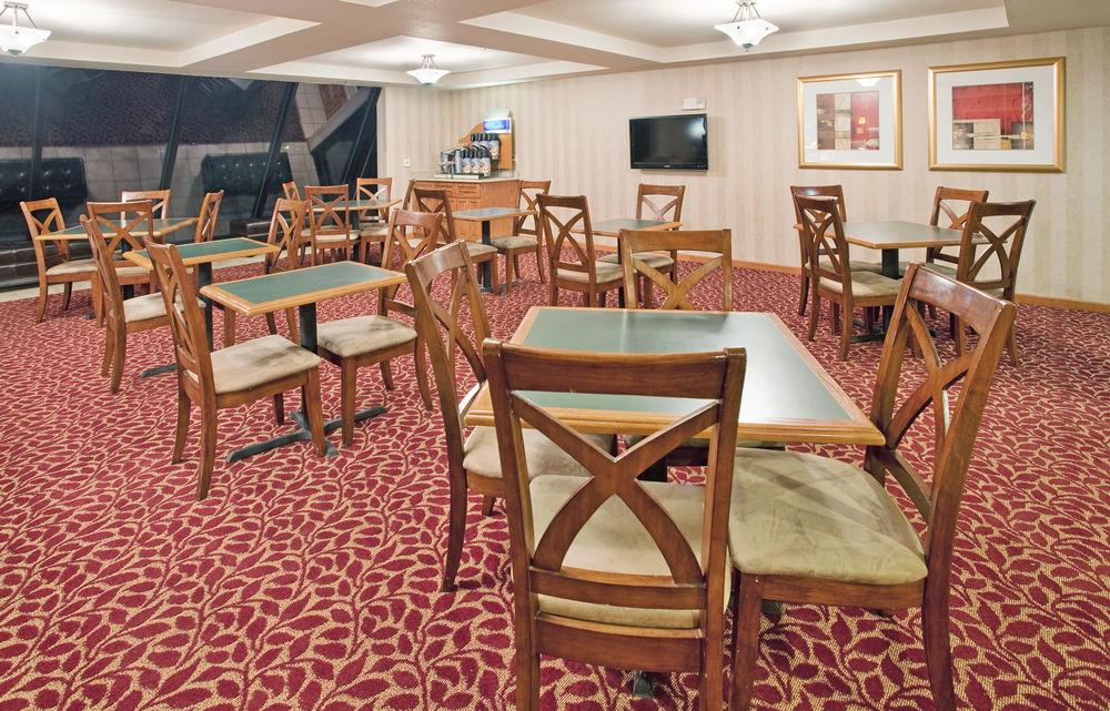 Holiday Inn Express Hotel Germantown - Northwest Milwaukee, An Ihg Hotel Kültér fotó