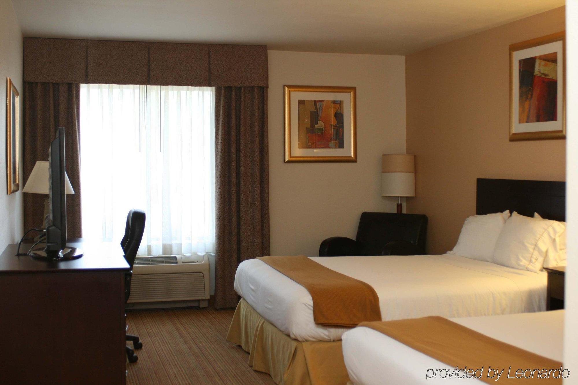 Holiday Inn Express Hotel Germantown - Northwest Milwaukee, An Ihg Hotel Kültér fotó